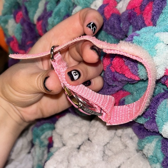 STAINLESS STEEL HELLO KITTY VINTAGE WATCH - Picture 5 of 5